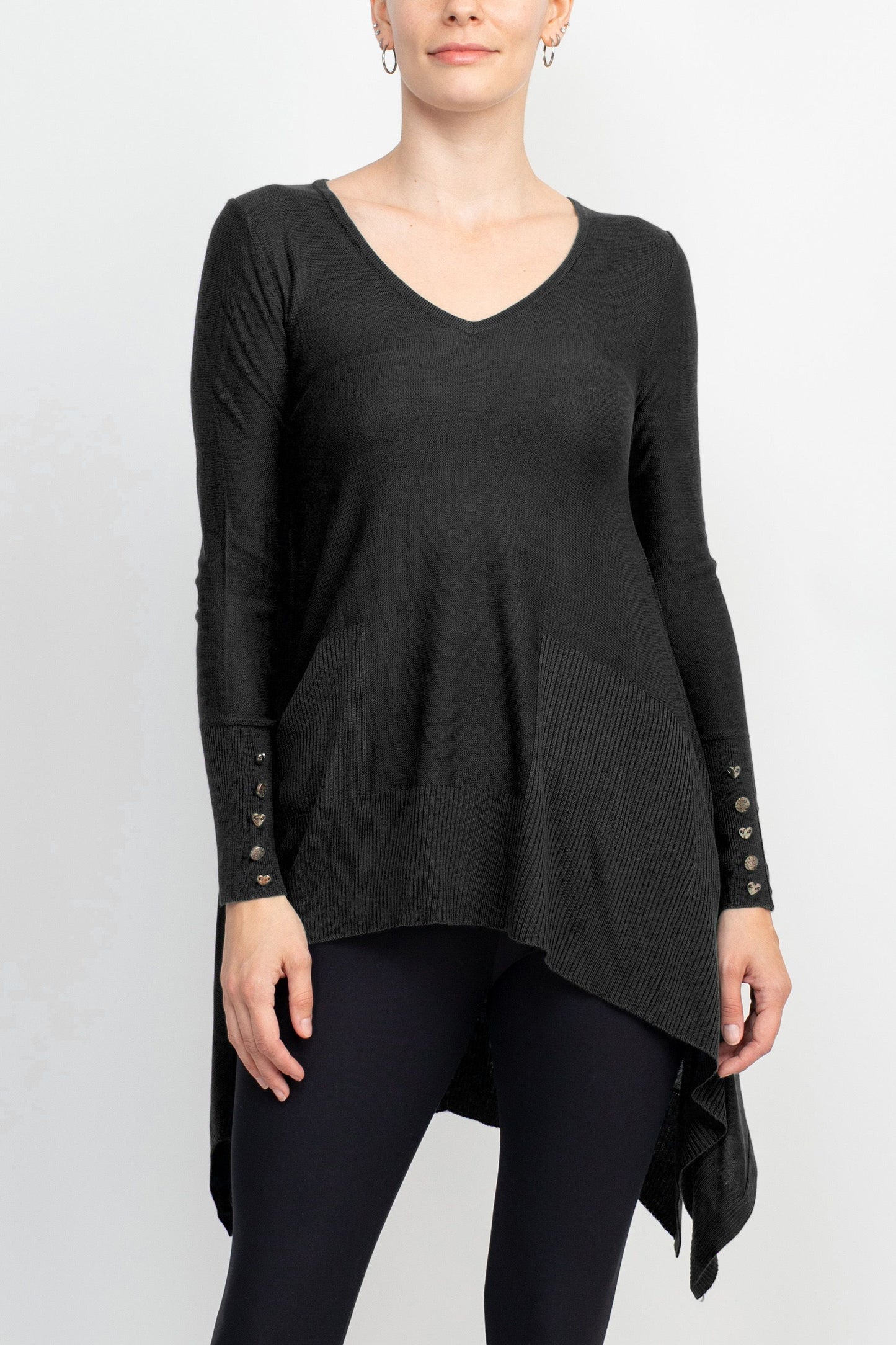 Cupio Hem Top with buttoned sleeves